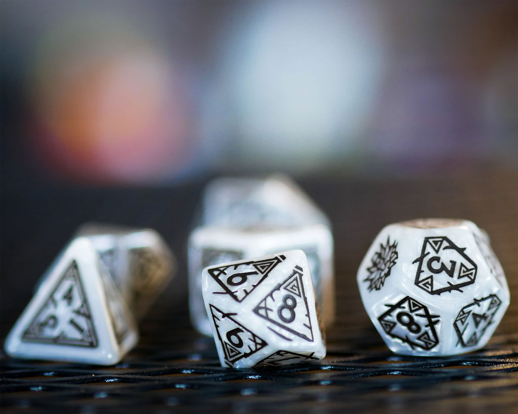 Product image Witcher - Geralt White Wolf RPG Dice Set 7pcs with Collector's Coin