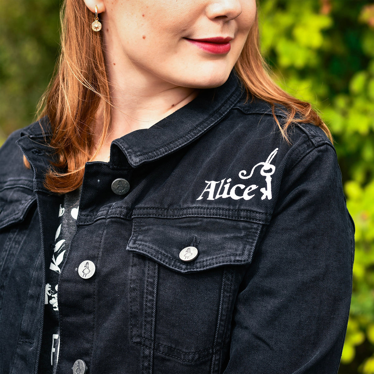 Immagine del prodotto Alice nel paese delle meraviglie - Giacca di jeans donna nera