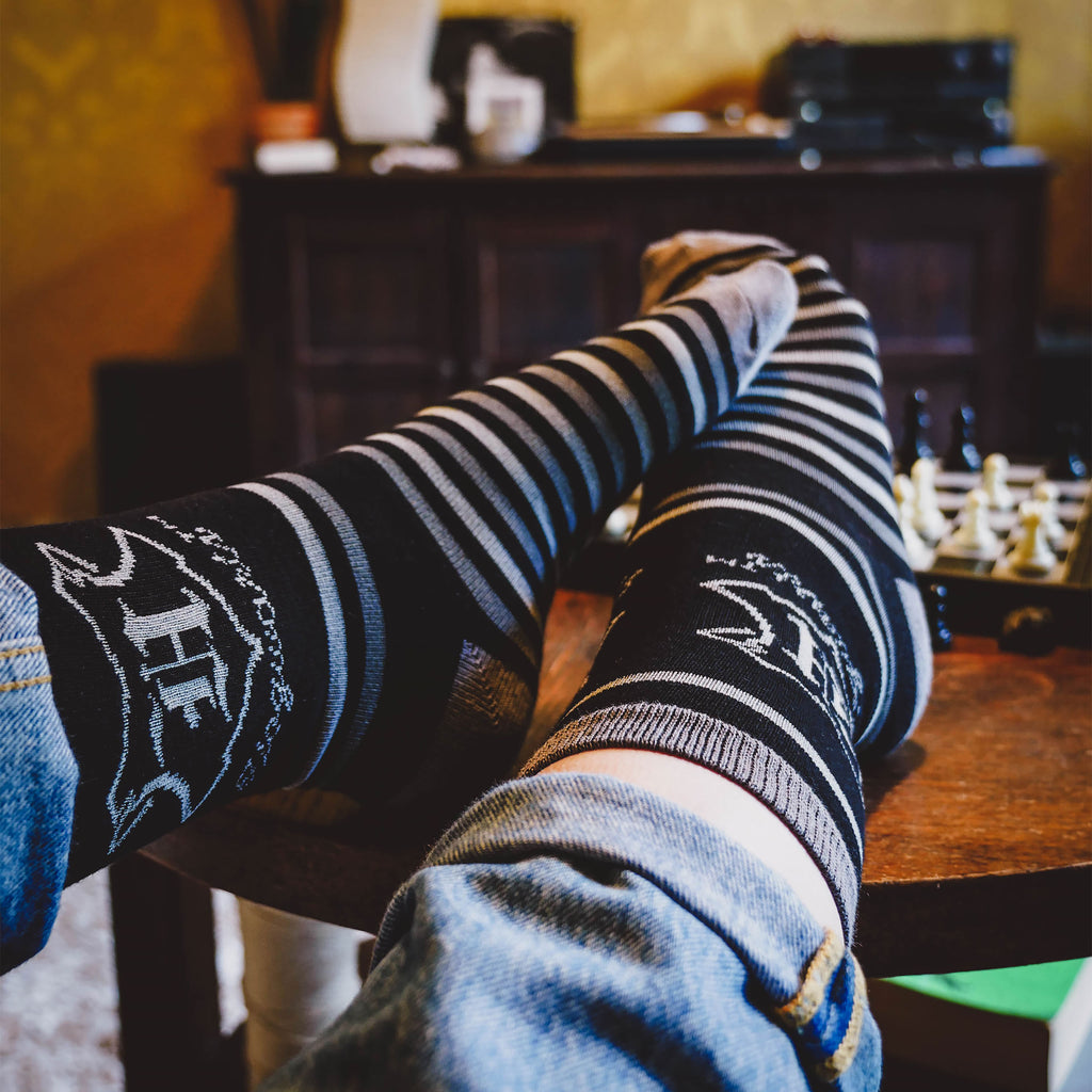 Immagine del prodotto Set di 3 calzini Hogwarts in scatola regalo - Harry Potter