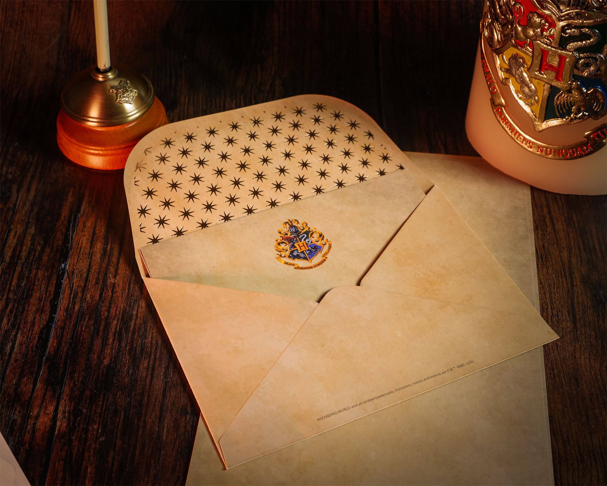 Immagine del prodotto Harry Potter - Carta intestata con stemma di Hogwarts