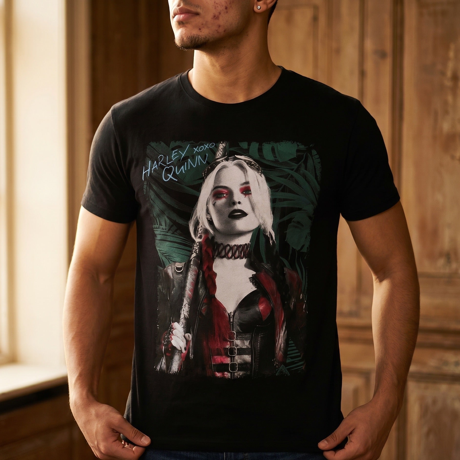 Immagine del prodotto T-shirt nera di Harley Quinn - The Suicide Squad