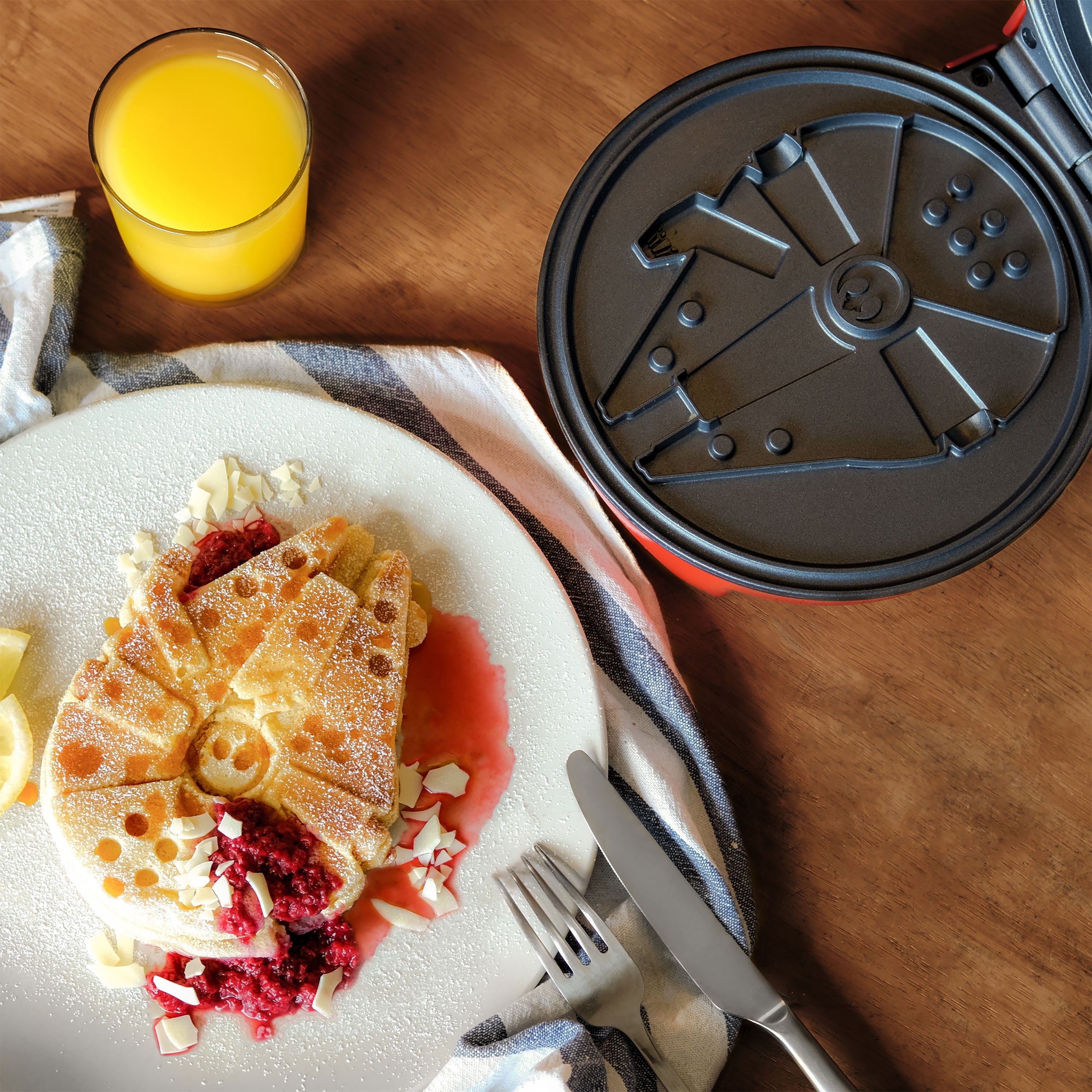 Immagine del prodotto Star Wars - Waffle Maker Millennium Falcon