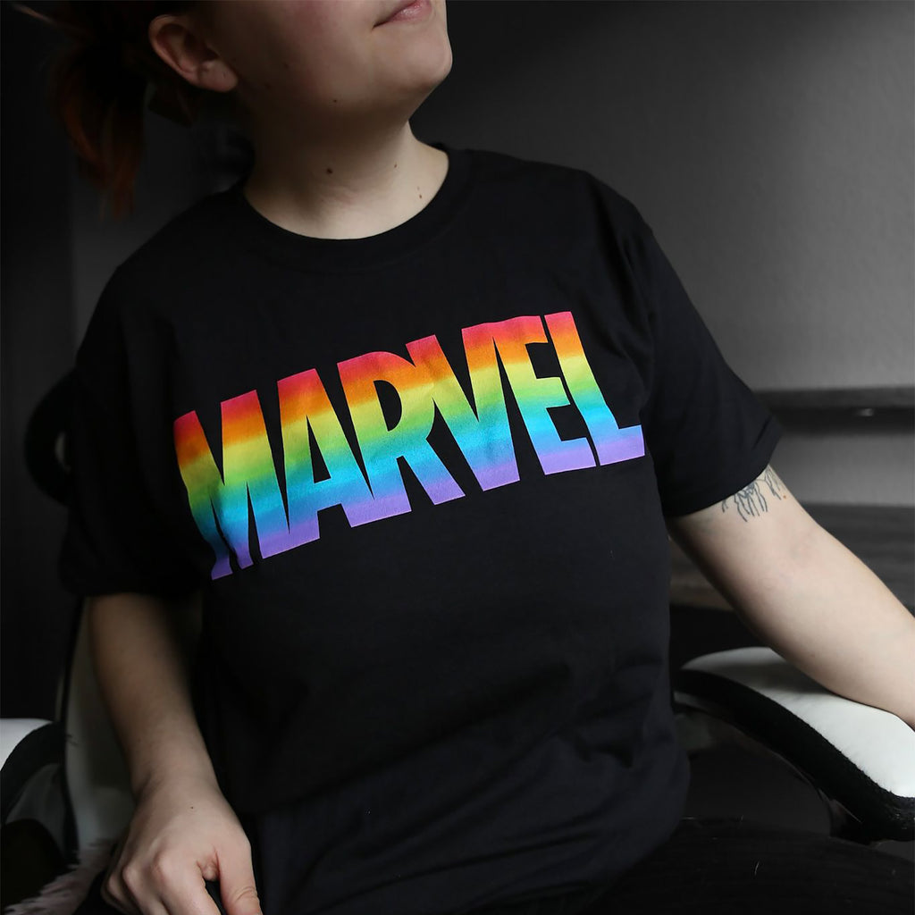 Immagine del prodotto Marvel - T-shirt nera con logo Rainbow Pride