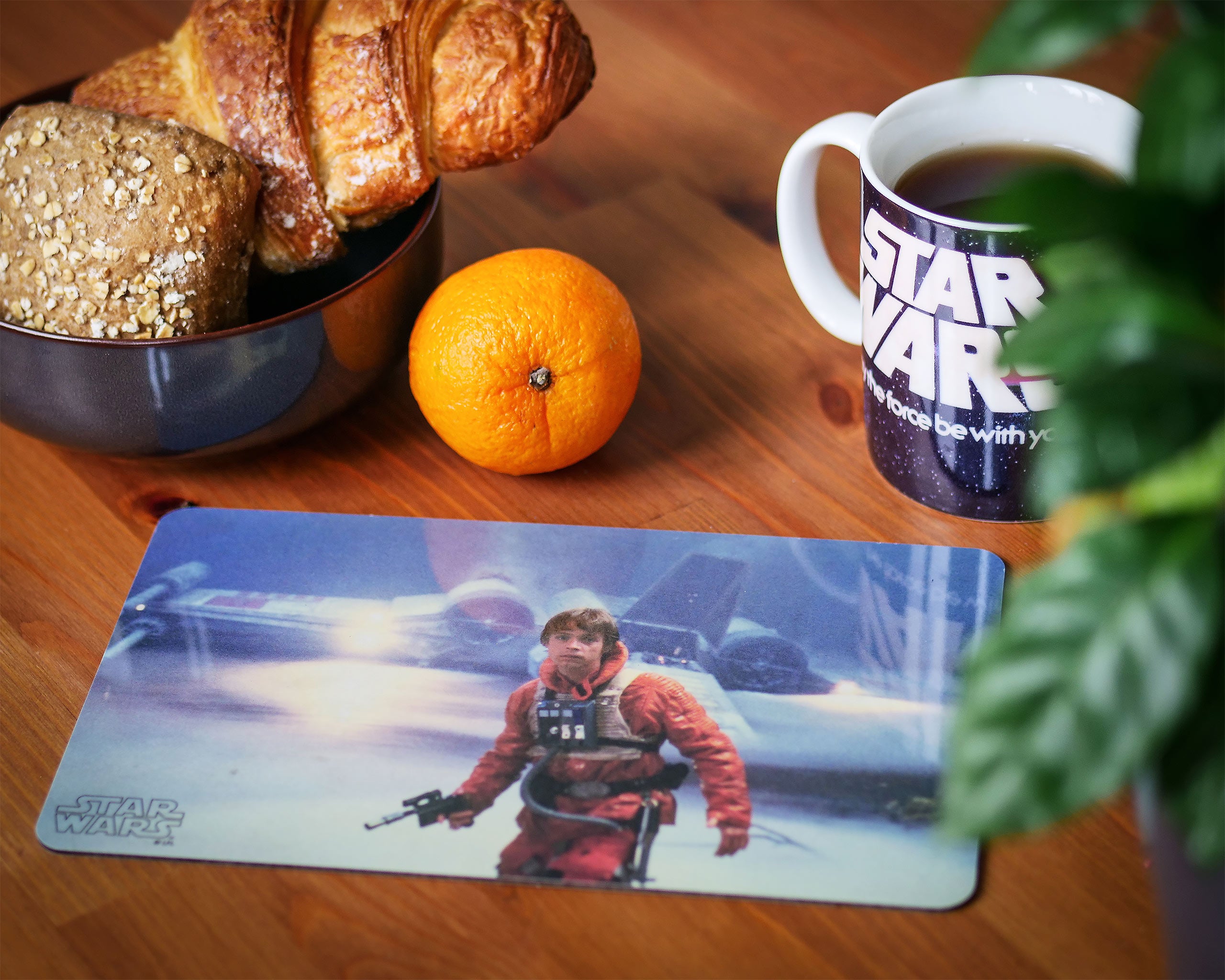 Immagine del prodotto Star Wars - Luke di fronte a X-Wing Tavola da colazione