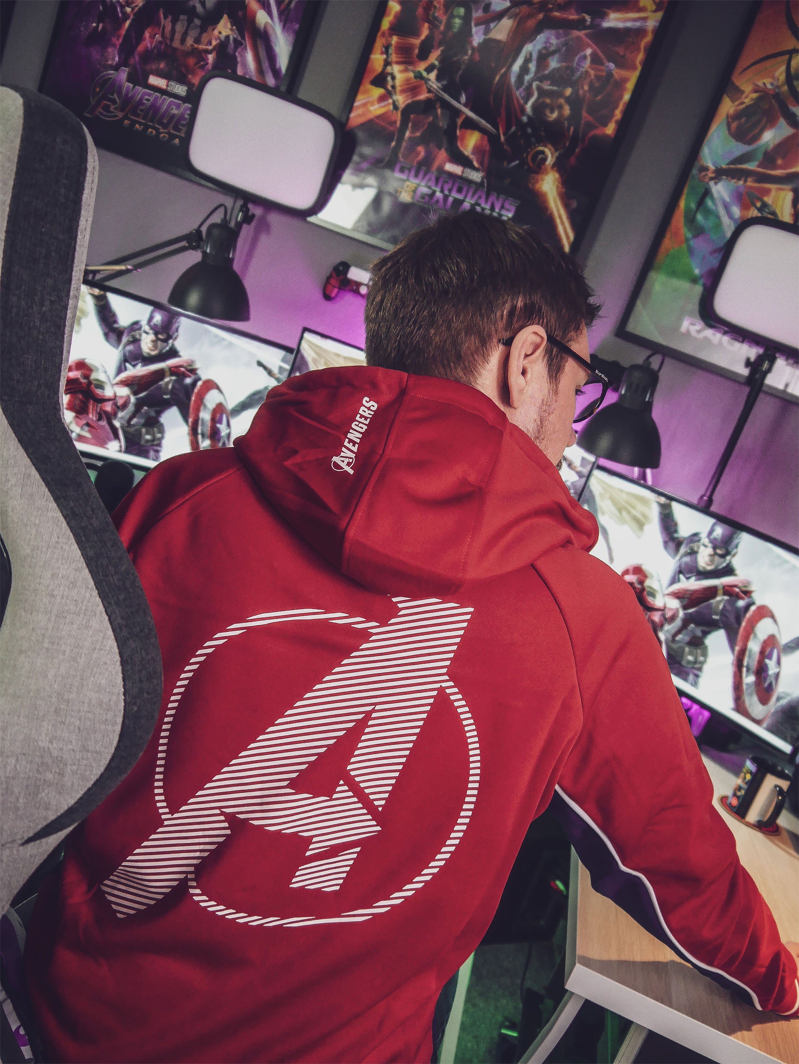 Immagine del prodotto Avengers - Felpa con cappuccio con logo
