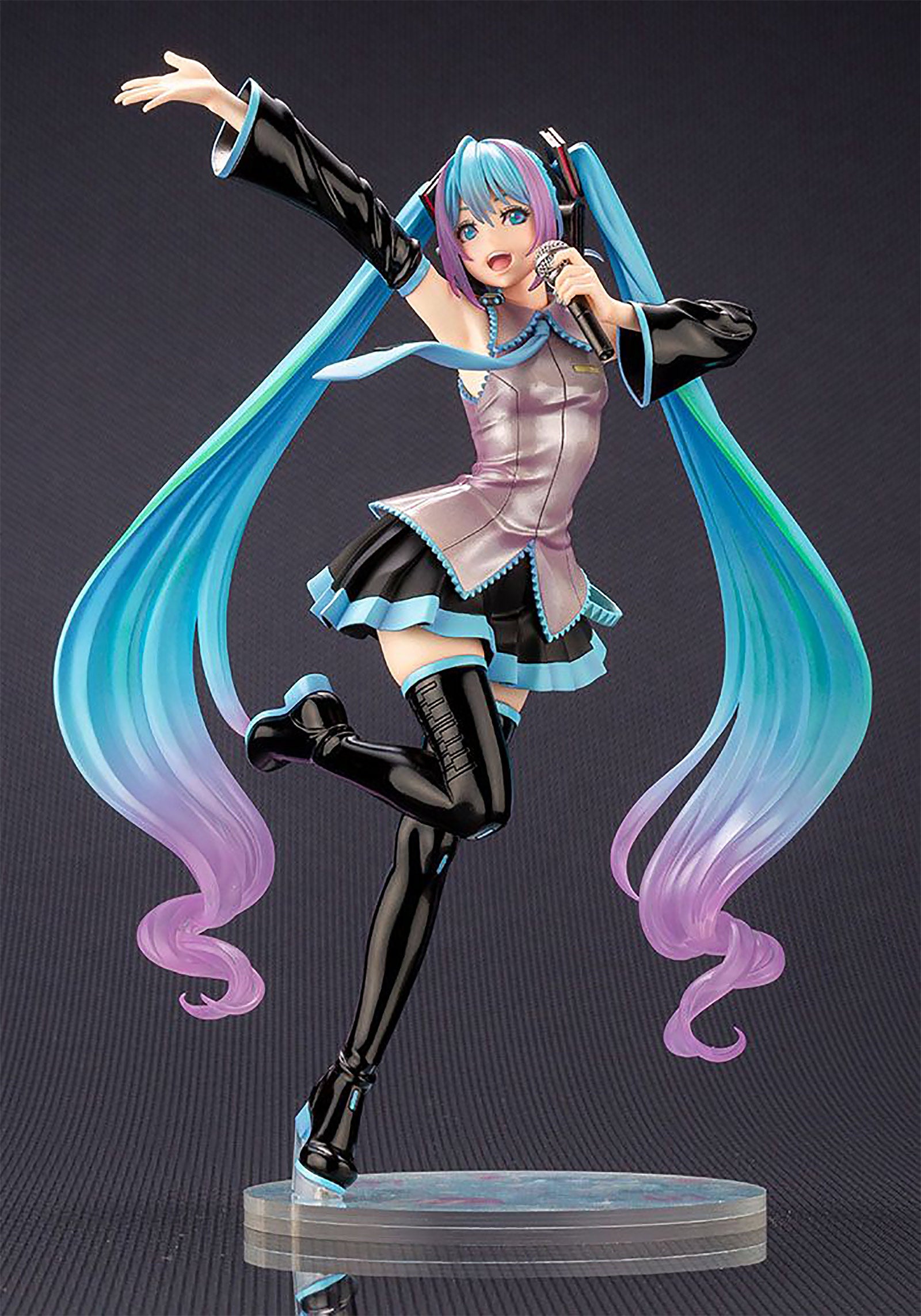Immagine del prodotto Figura di My Little Pony e Hatsune Miku Scala 1:7