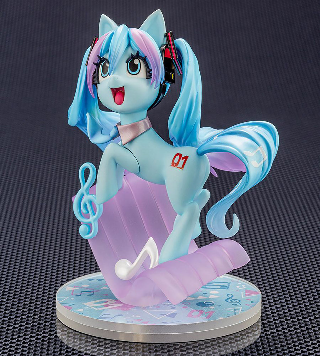 Immagine del prodotto Figura di My Little Pony e Hatsune Miku Scala 1:7