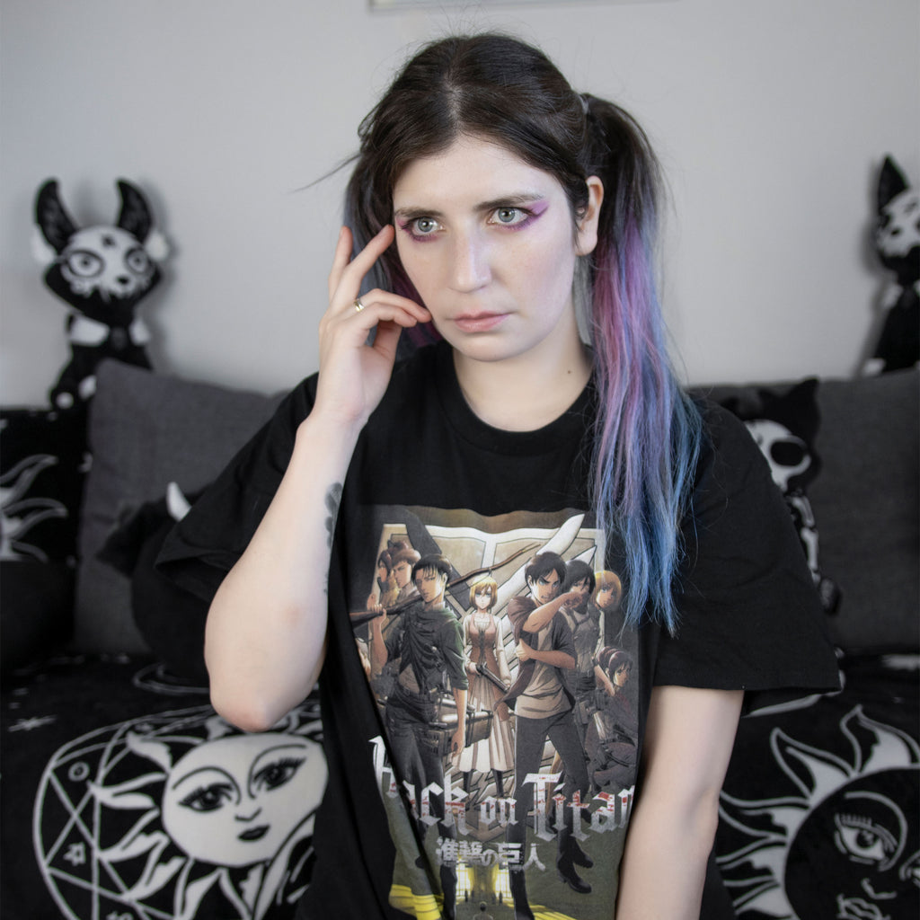 Immagine del prodotto Attack on Titan - T-shirt di Gruppo nera