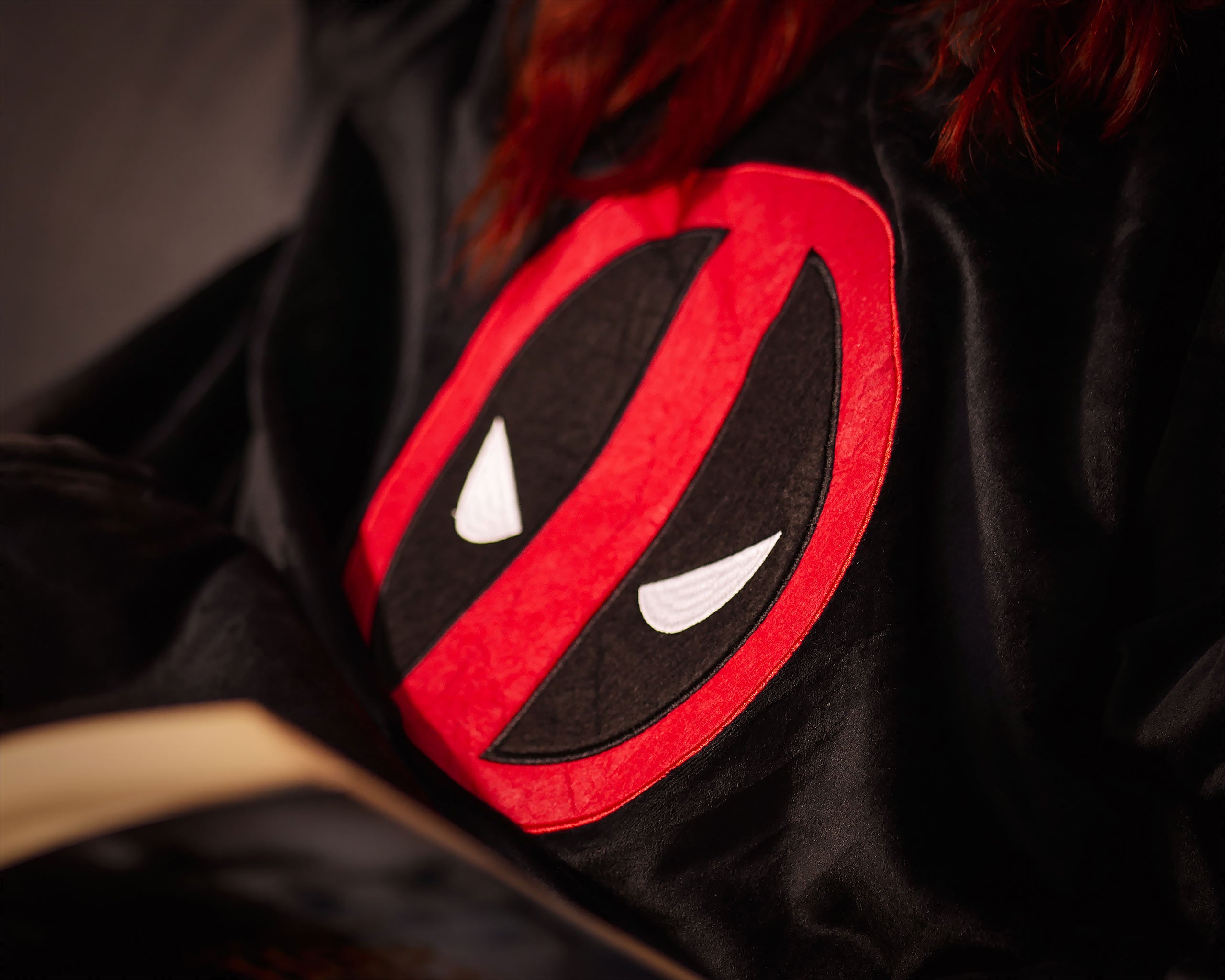 Immagine del prodotto Deadpool - Logo Oversize Maglione da coccole nero