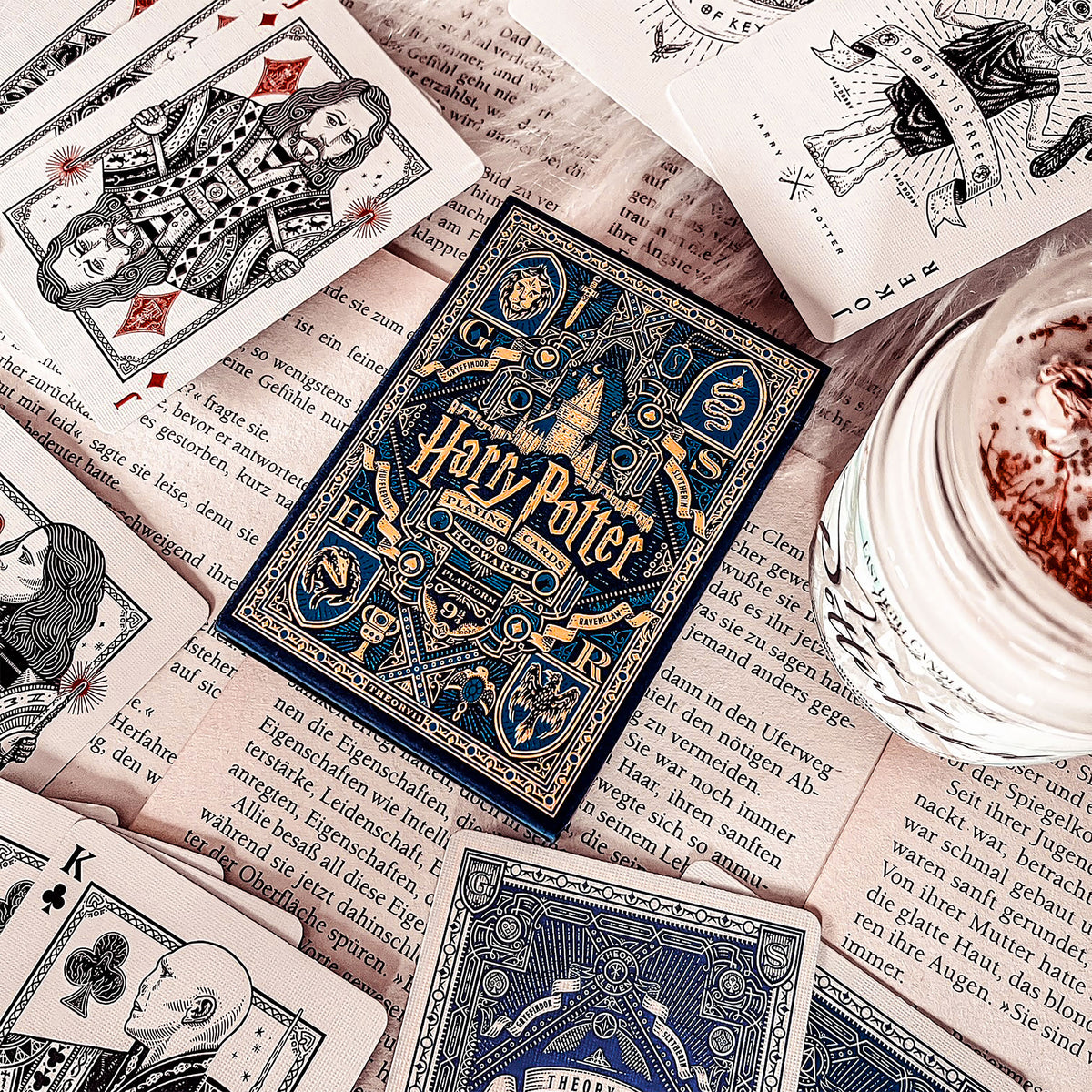 Immagine del prodotto Harry Potter - Gioco di Carte Corvonero Edizione Deluxe