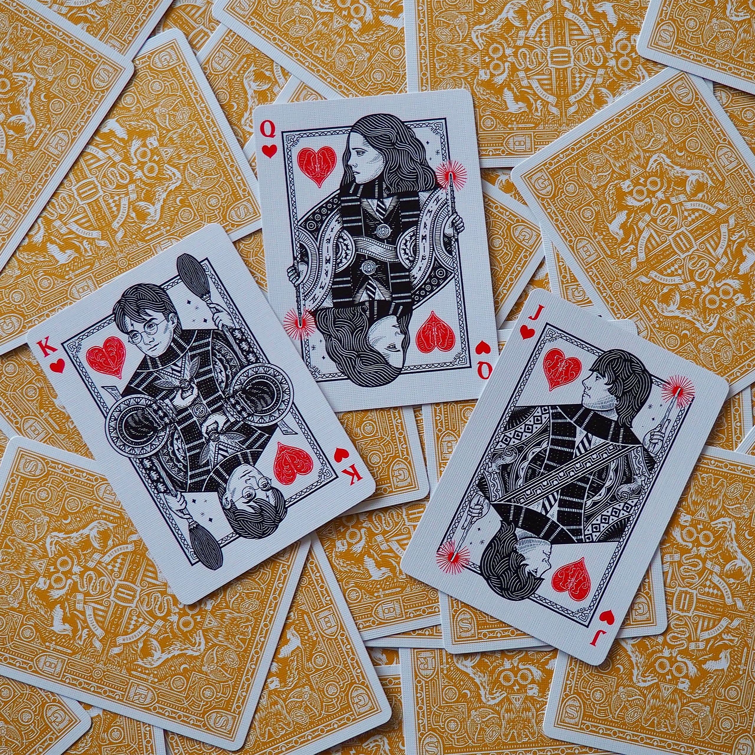 Immagine del prodotto Harry Potter - Gioco di Carte Hufflepuff Edizione Deluxe