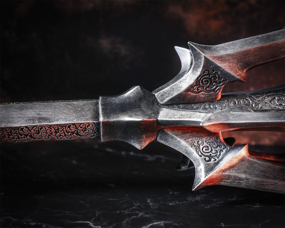 Immagine del prodotto Il Signore degli Anelli – Replica della mazza di Sauron con stendardo di guerra (Red Eye Edition)