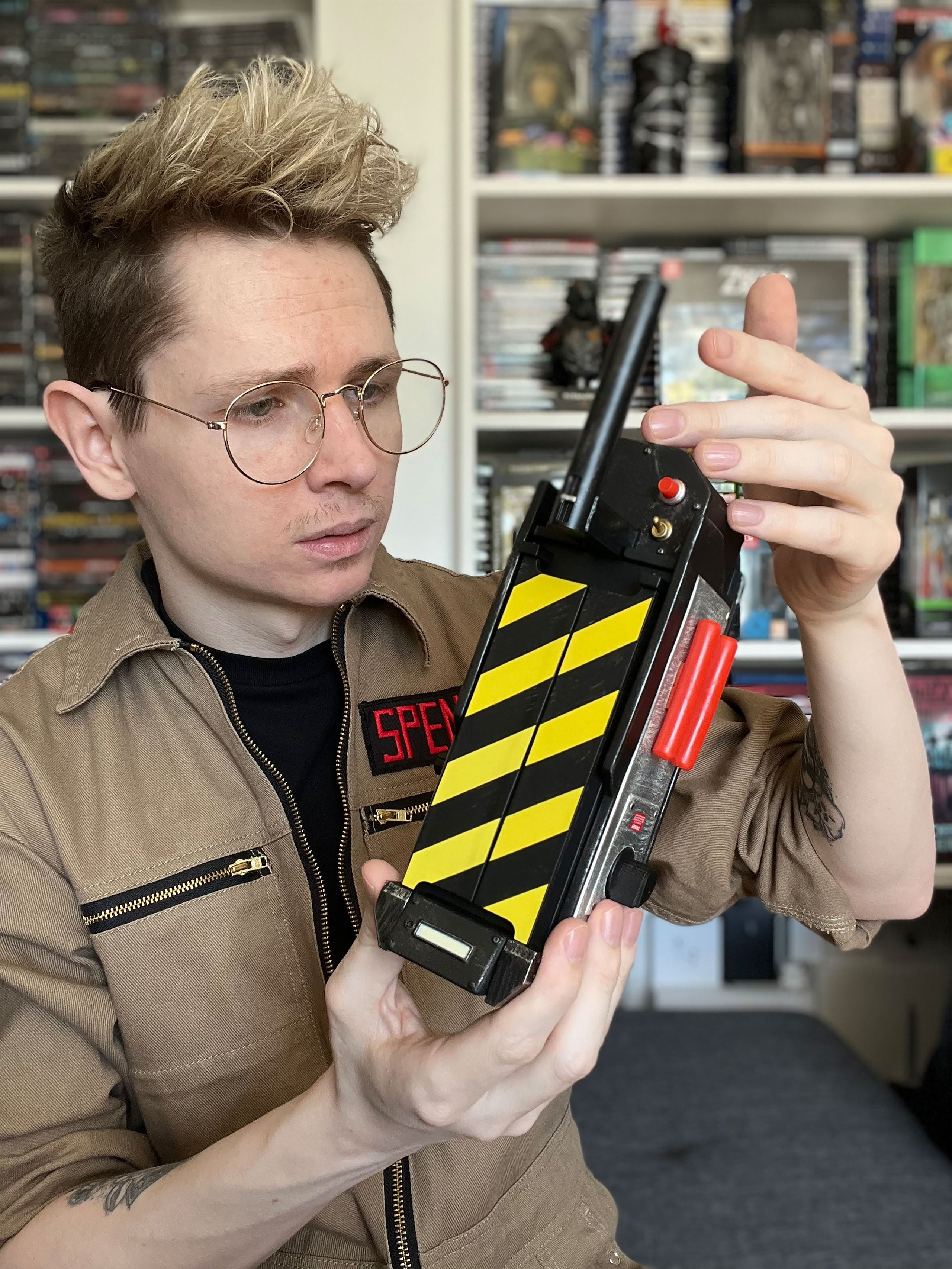 Immagine del prodotto Ghostbusters - Replica della trappola per fantasmi con effetto fumo