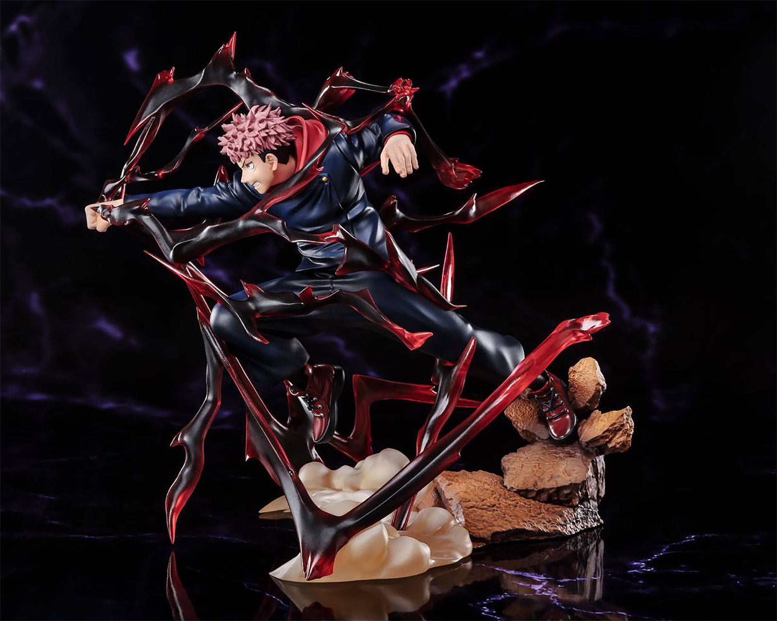 Product image Jujutsu Kaisen - Yuji Itadori Black Flash Figure