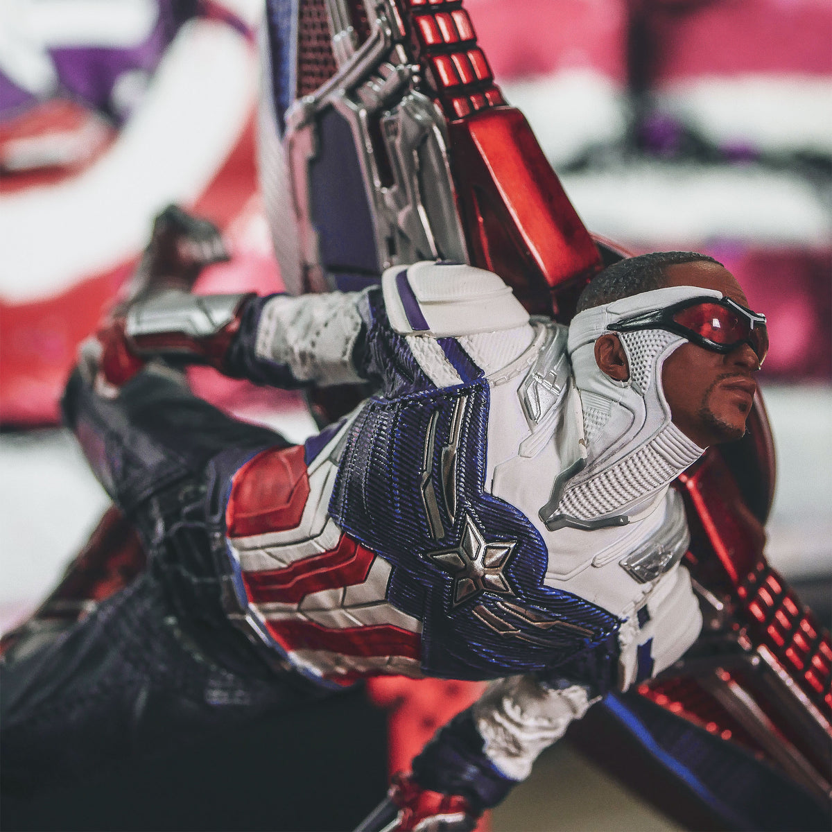 Immagine del prodotto The Falcon and The Winter Soldier - Capitan America BDS Art Scale Deluxe Statue