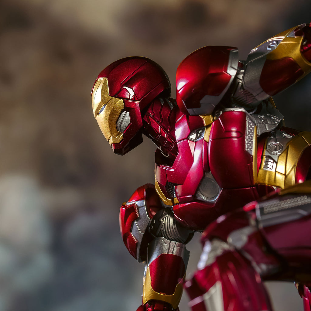 Immagine del prodotto Iron Man - Figura d'azione deluxe Mark 46