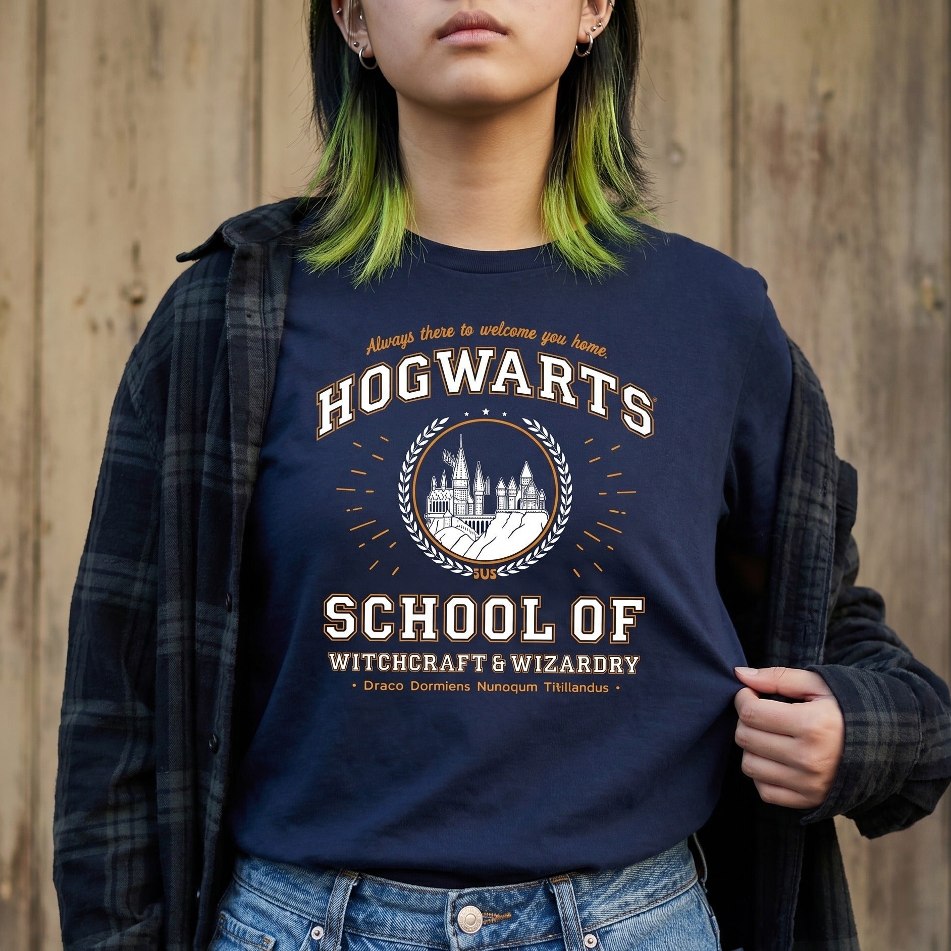 Immagine del prodotto Maglietta blu della Scuola Hogwarts - Harry Potter