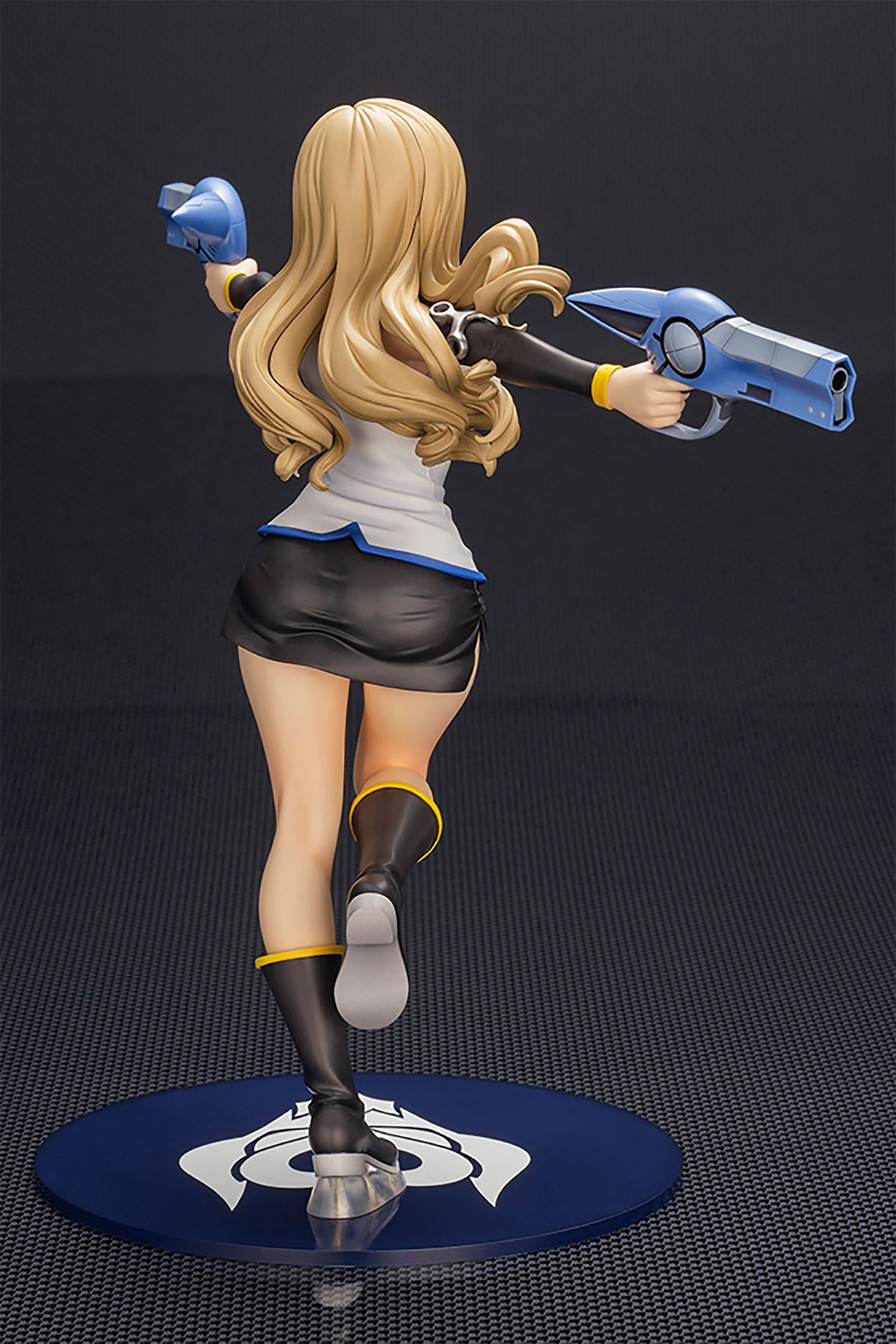 Product image Edens Zero - Rebecca Bluegarden ARTFX J Statue Bonus Edition