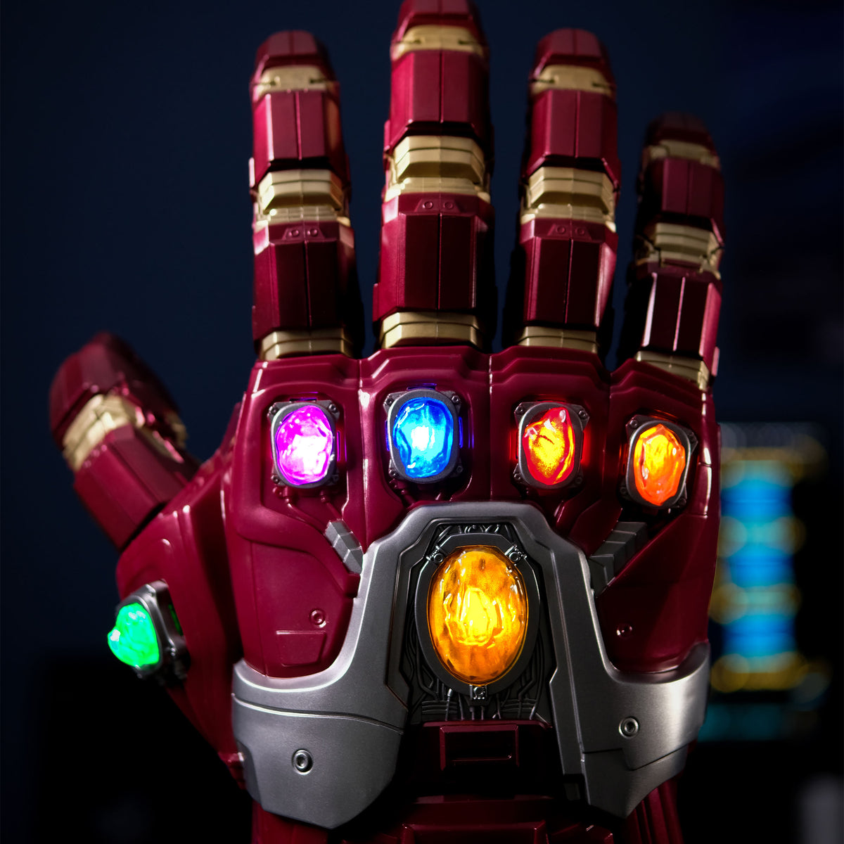 Immagine del prodotto Avengers Endgame - Guanto di Iron Man con luce e suono