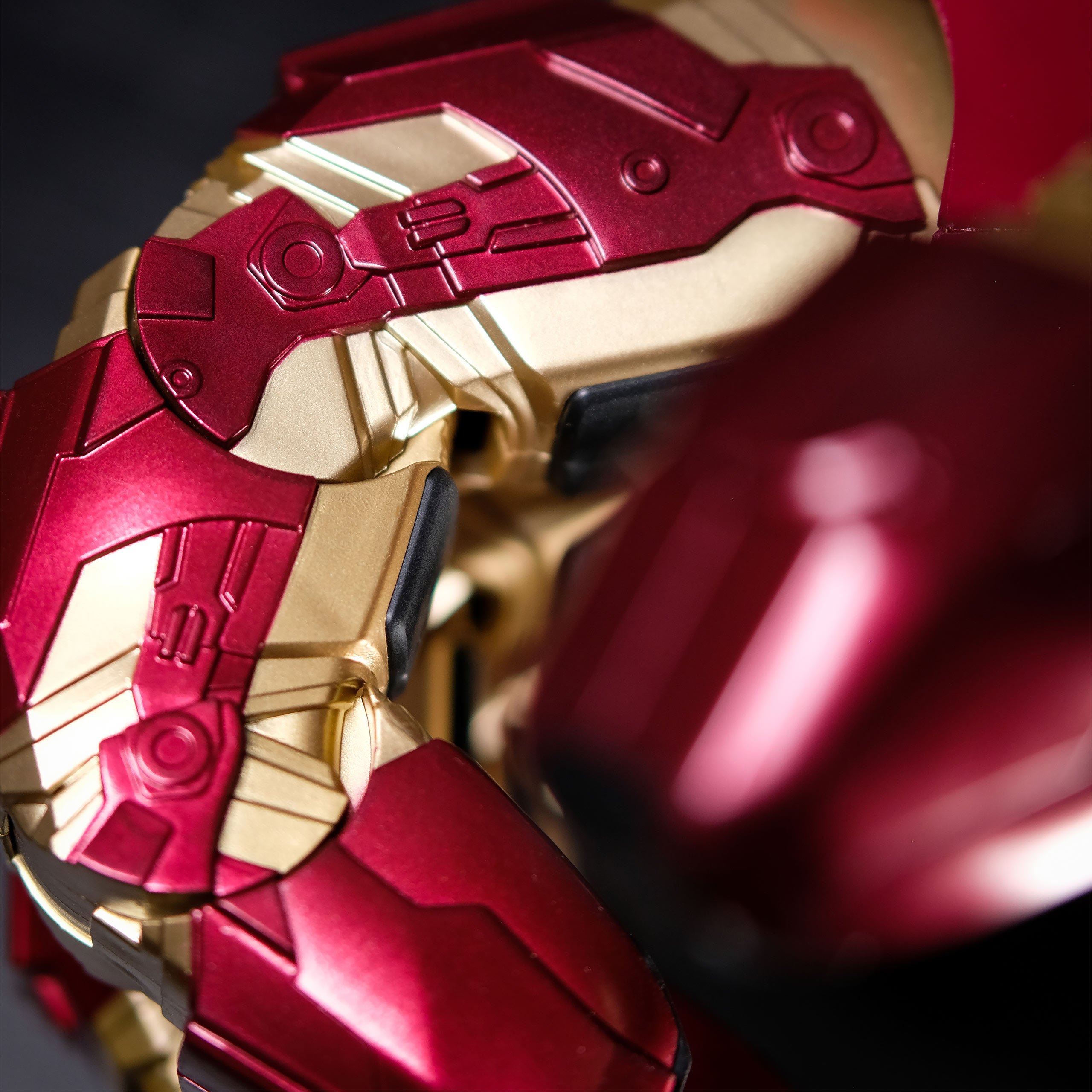 Immagine del prodotto Avengers Endgame - Guanto di Iron Man con luce e suono