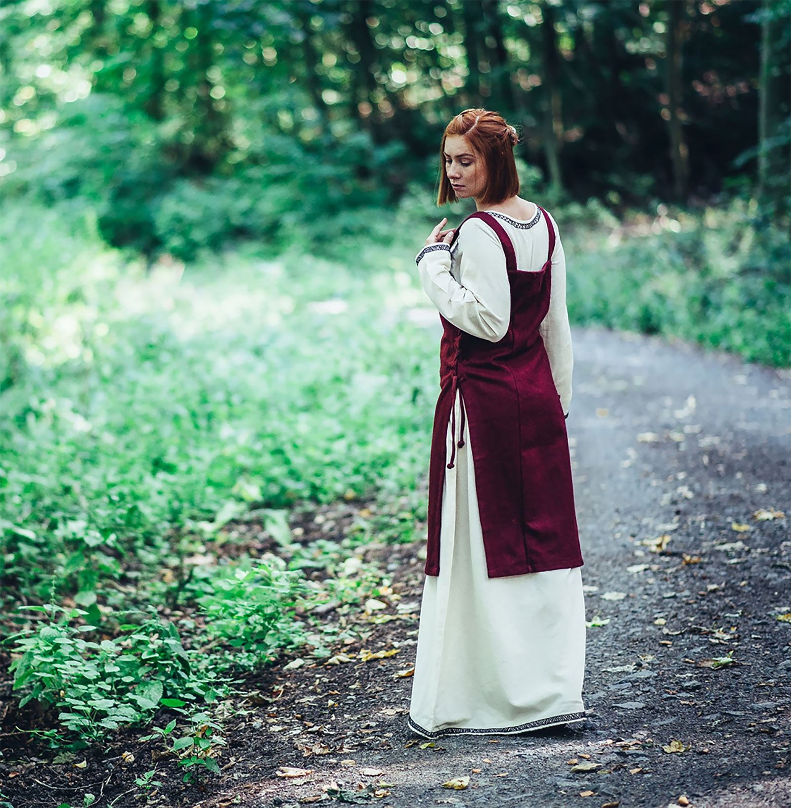 Immagine del prodotto Vestito medievale Aila rosso