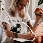 Immagine del prodotto Death Note - T-shirt bianca con grafica di Ryuk