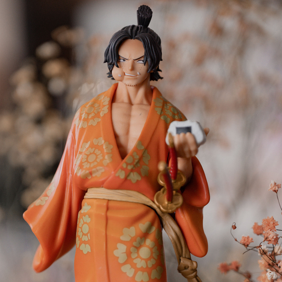Immagine del prodotto One Piece - Figura Speciale di Rivista Portgas D. Ace