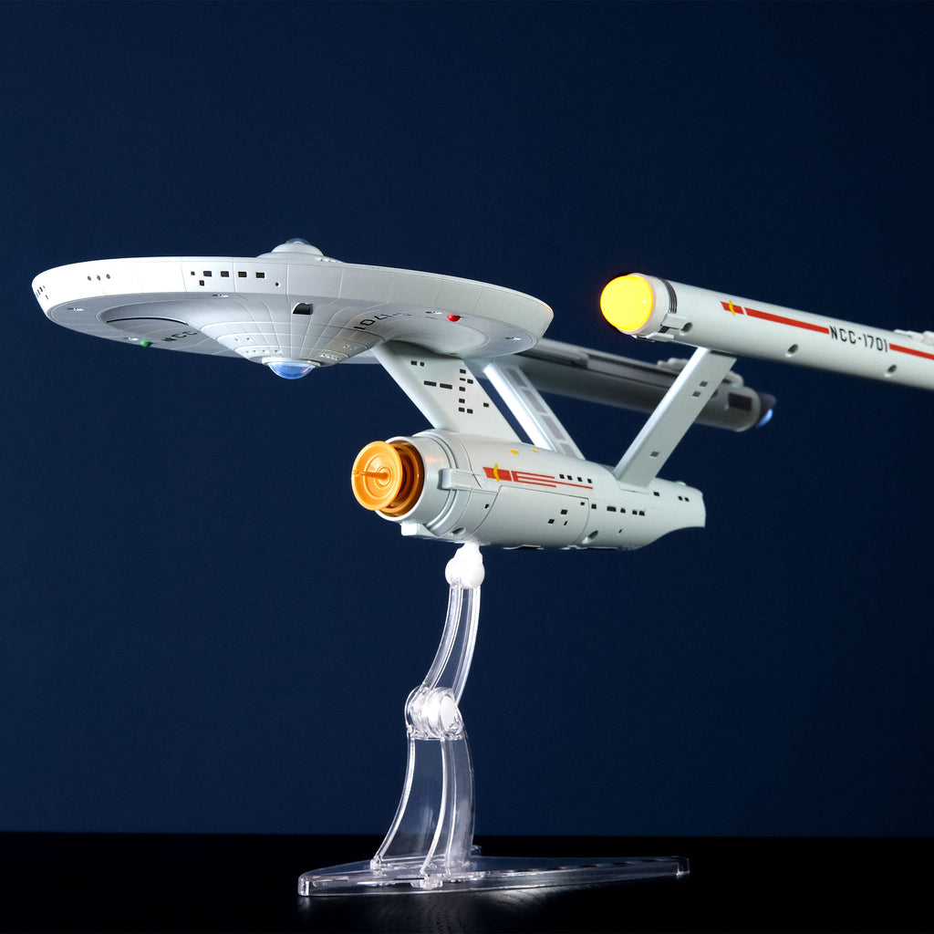 Immagine del prodotto Star Trek - Replica dell'Enterprise NCC-1701 con luci e suoni