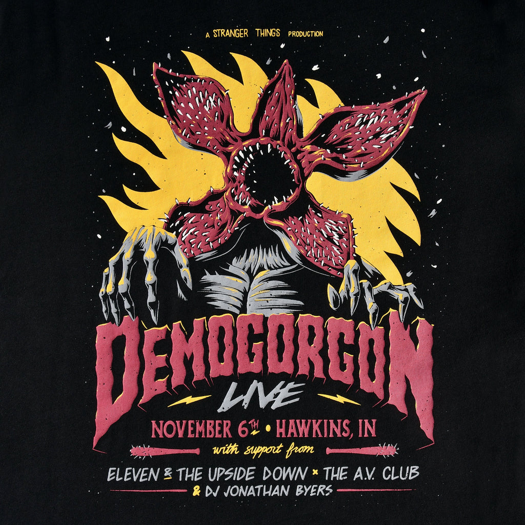 Immagine del prodotto Stranger Things - T-shirt nera con poster live di Demogorgon