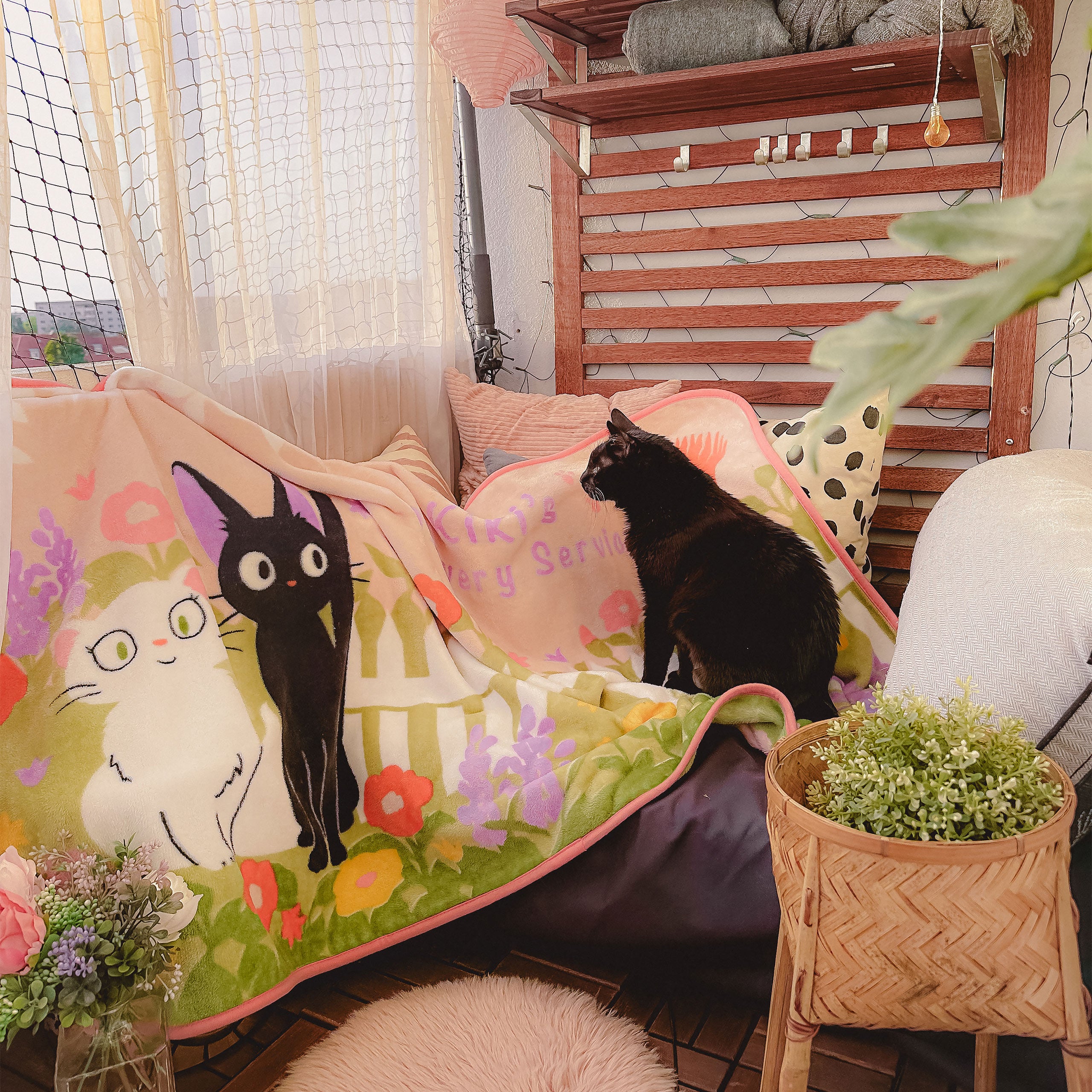 Product image Kiki's Little Delivery Service - Jiji and Lily Blanket
