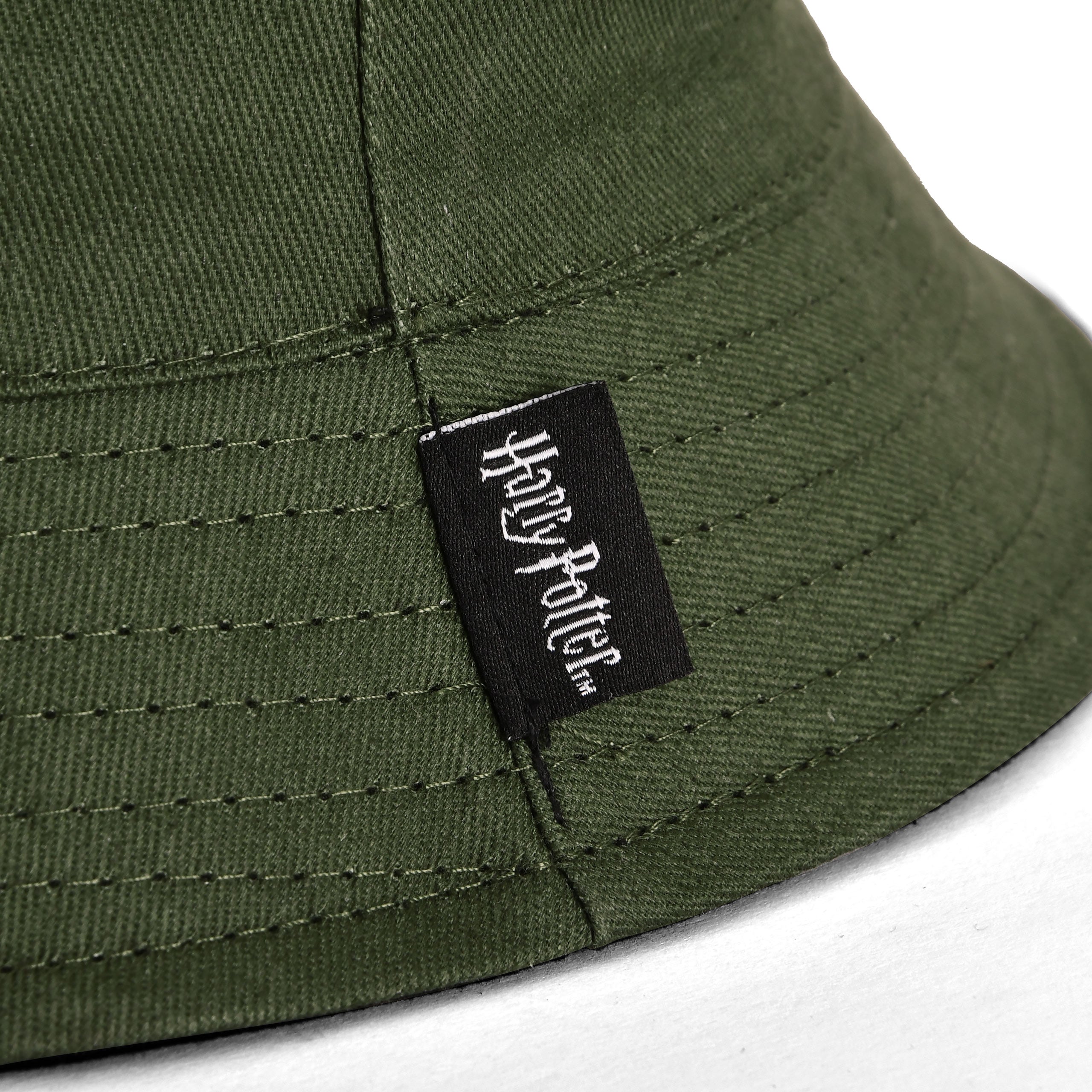 Immagine del prodotto Cappello con stemma di Serpeverde con motivo reversibile - Harry Potter