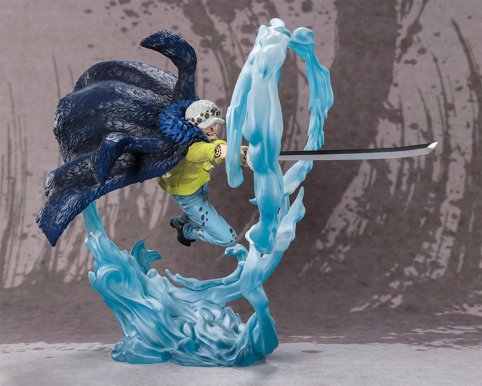 Immagine del prodotto One Piece - Statua di Trafalgar Law Battle of Monsters su Onigashima