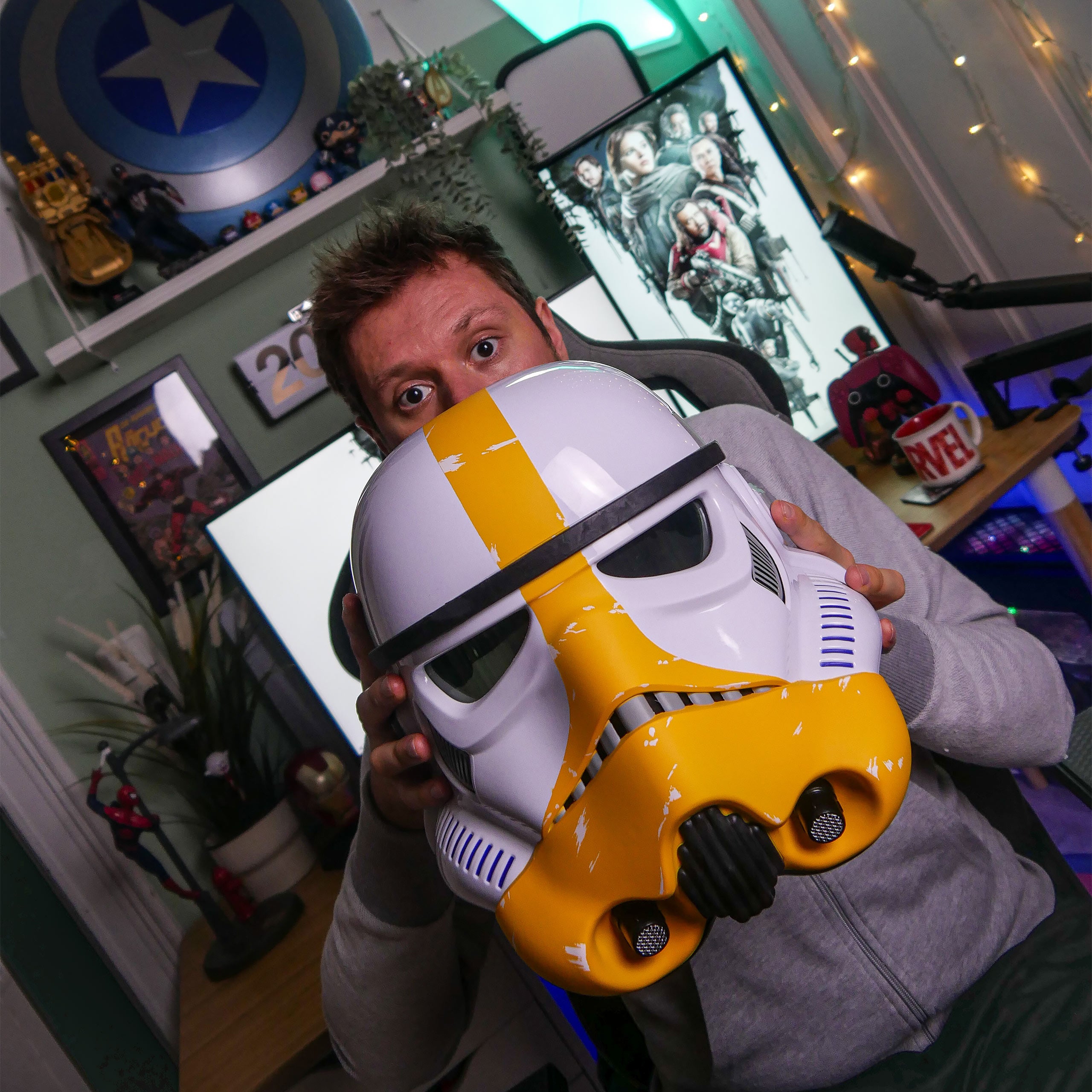 Immagine del prodotto Star Wars - Replica del casco da Stormtrooper d'Artiglieria con modulatore vocale