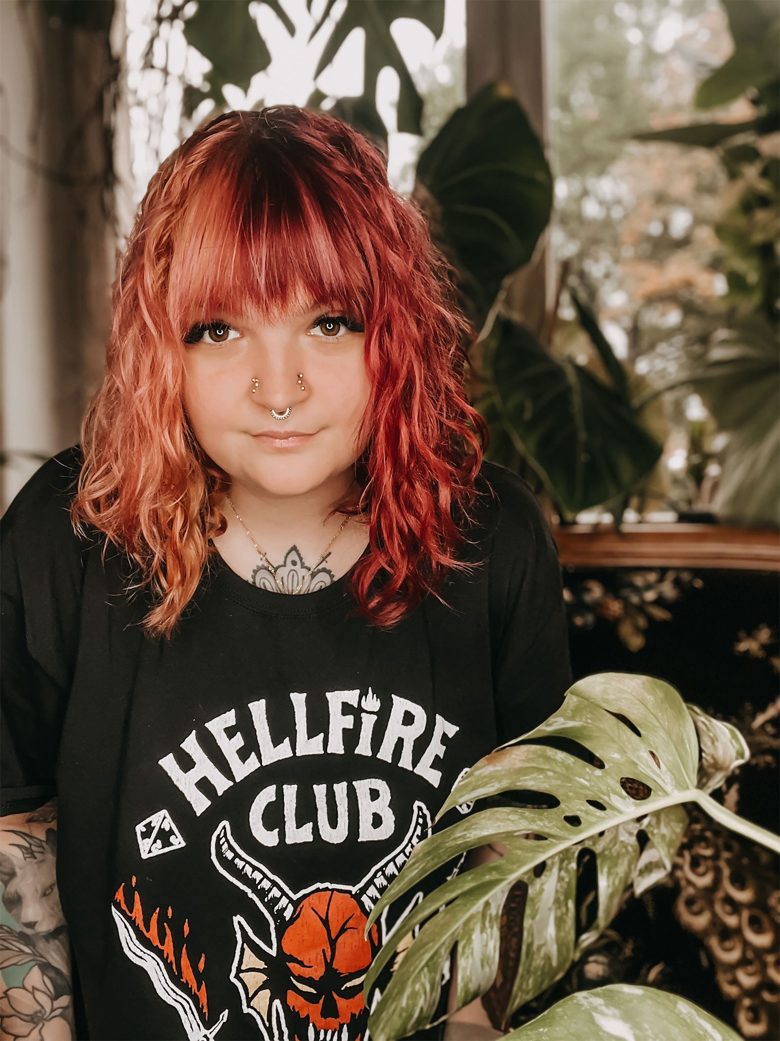 Immagine del prodotto Stranger Things - Maglietta nera con logo del Club Hellfire