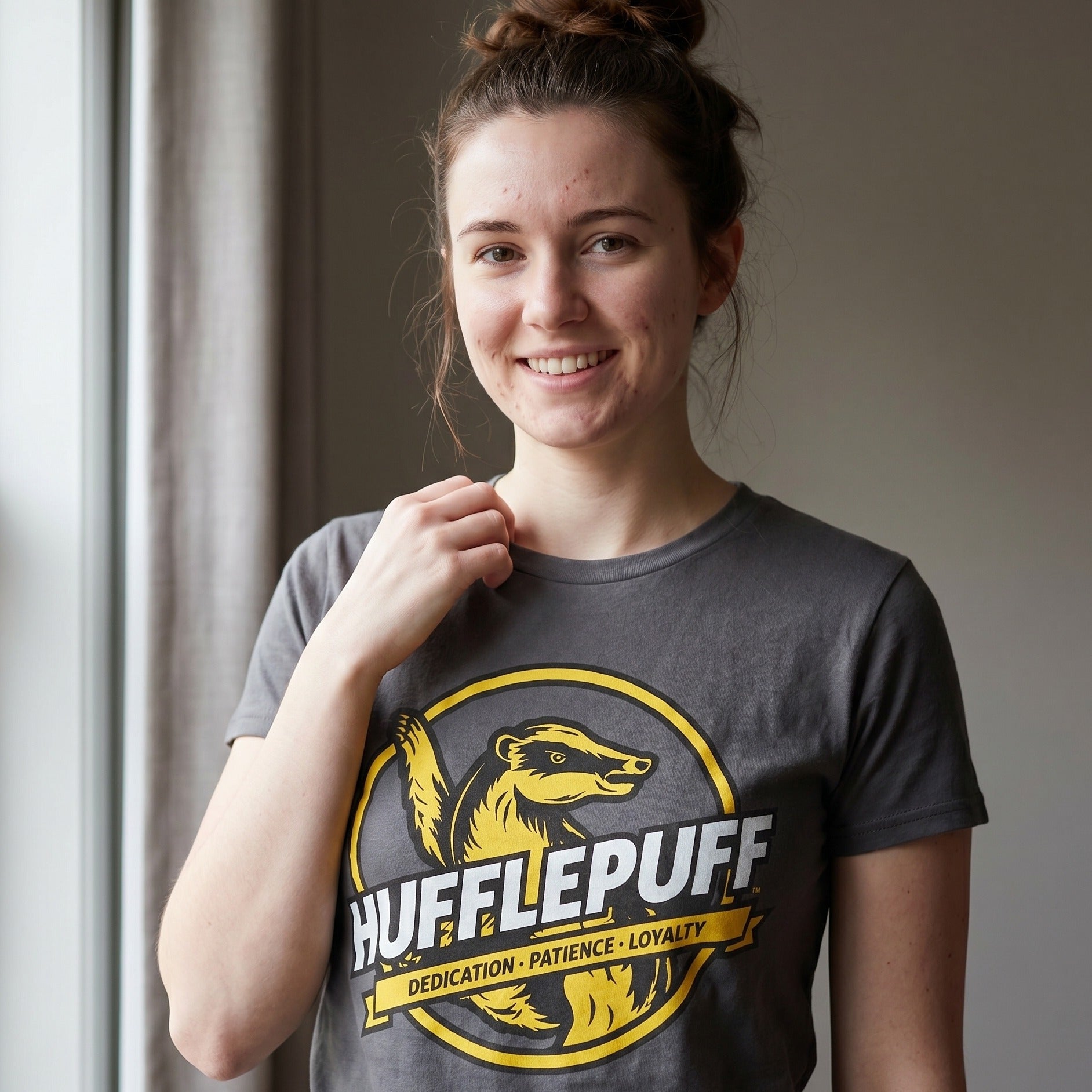 Immagine del prodotto T-shirt grigia Hufflepuff House Values - Harry Potter