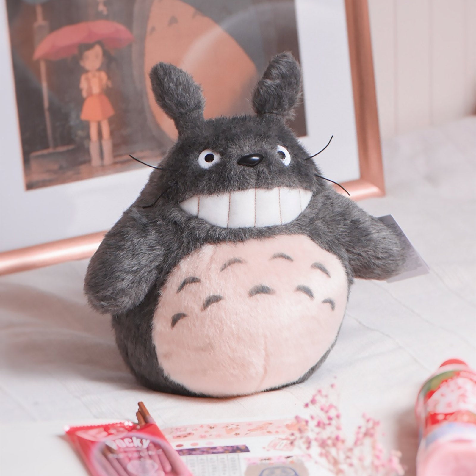 Immagine del prodotto Totoro - Figura di peluche sorridente grigia