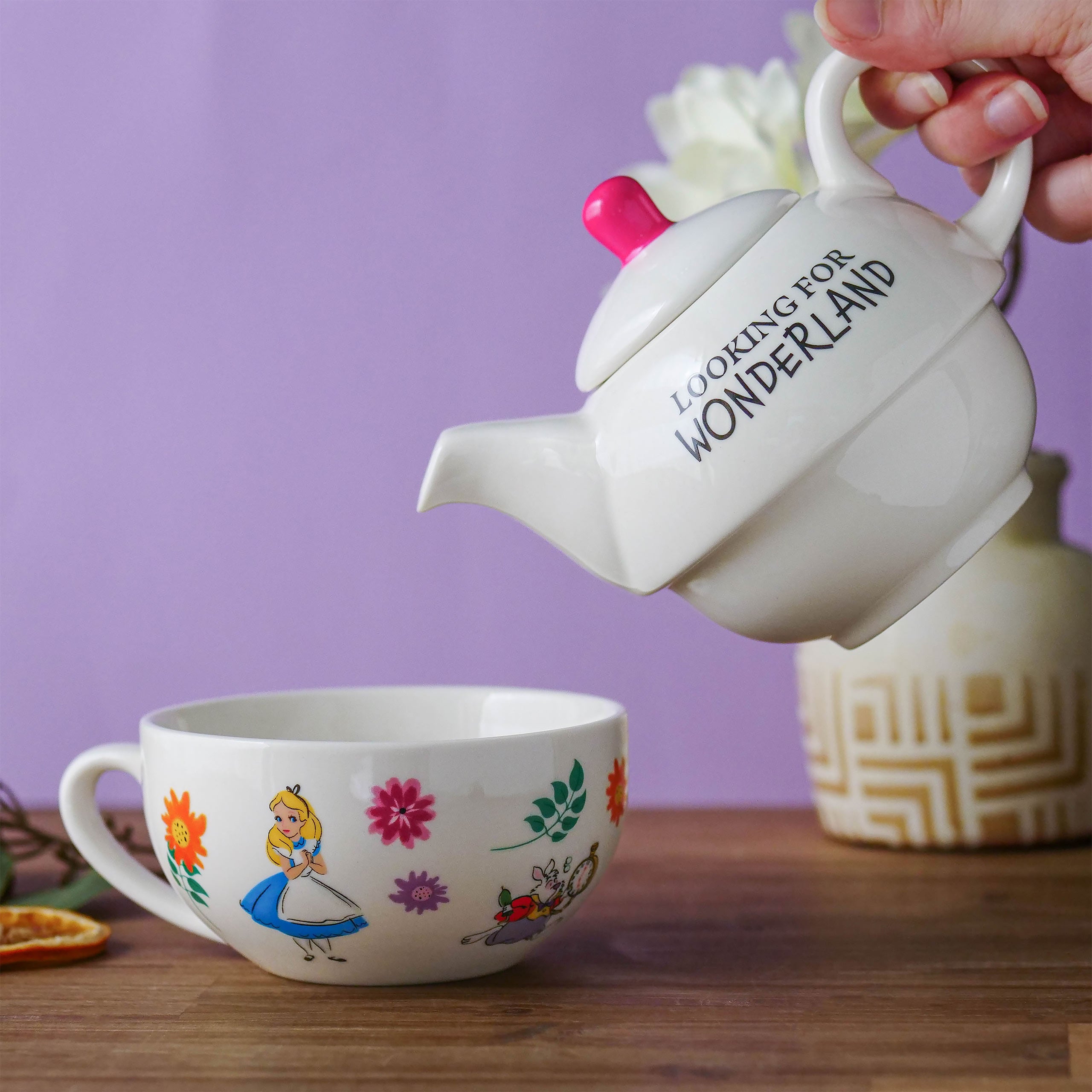 Immagine del prodotto Alice nel paese delle meraviglie - Looking For Wonderland teiera con tazza