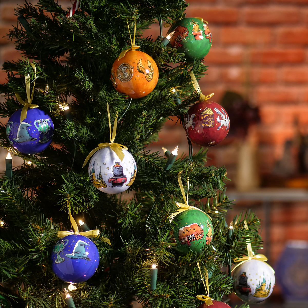 Immagine del prodotto Palline per albero di Natale Wizarding World, set da 14 - Harry Potter