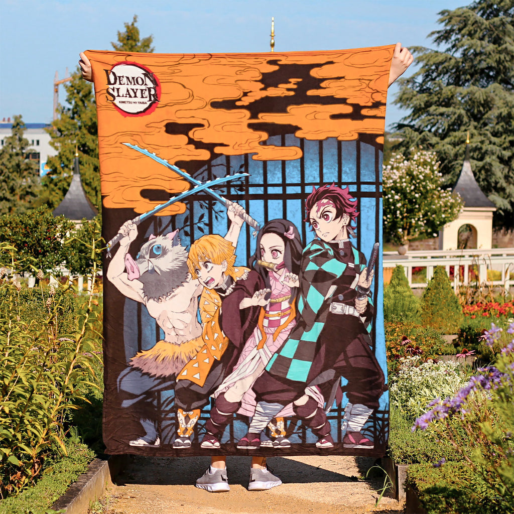 Product image Demon Slayer - Crew Blanket