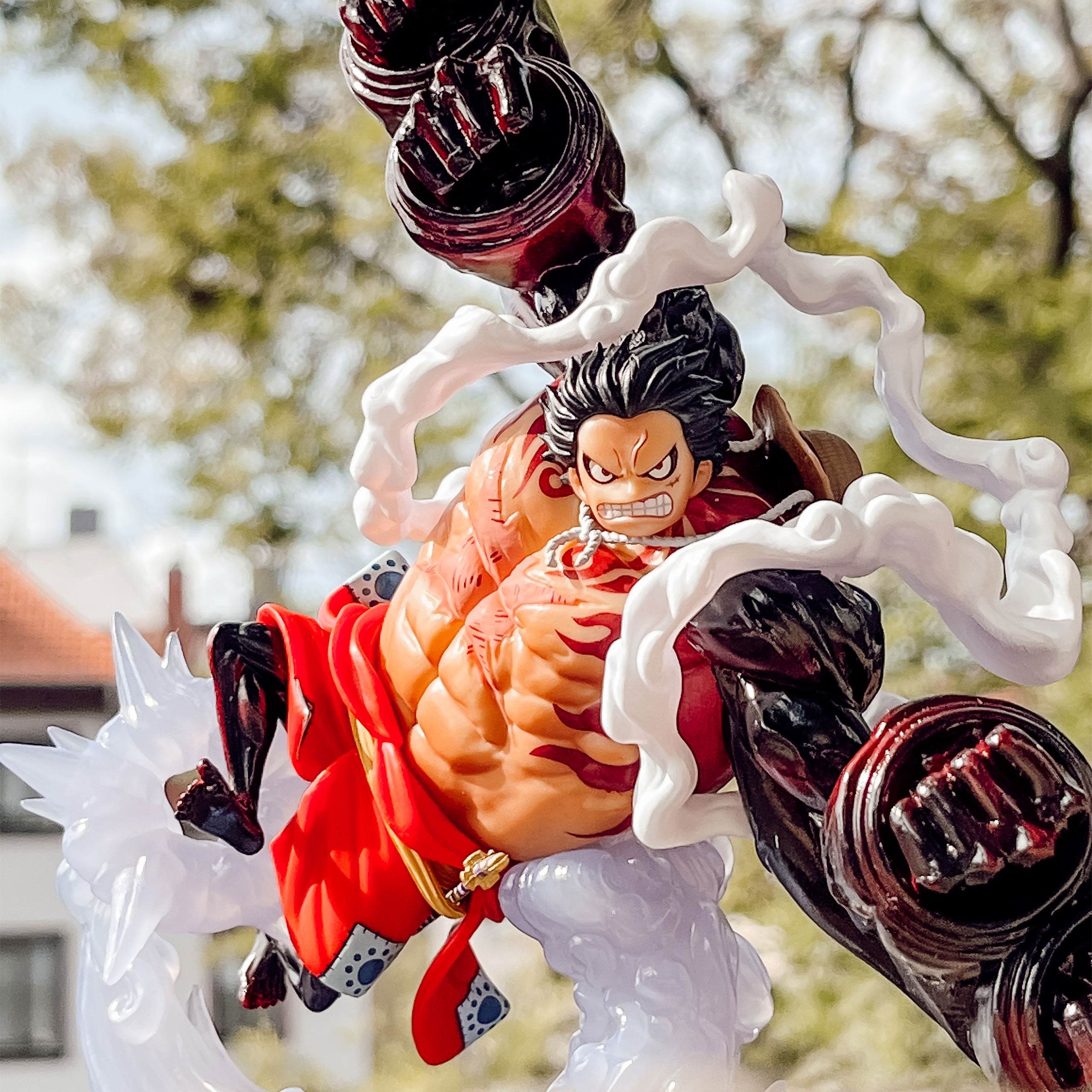 Product image One Piece - Monkey D. Luffy Deluxe Figure