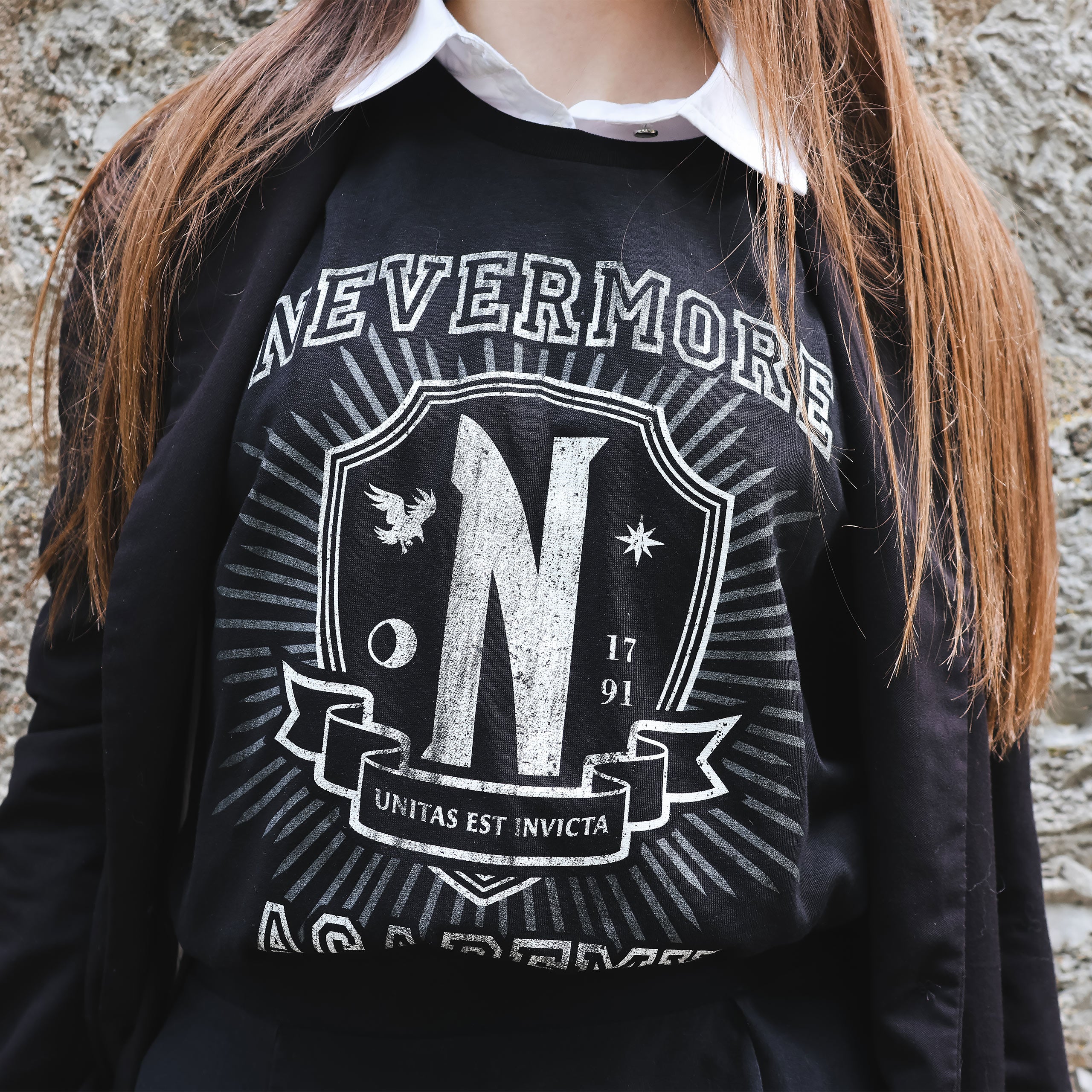Immagine del prodotto Wednesday - T-shirt nera Nevermore Academy