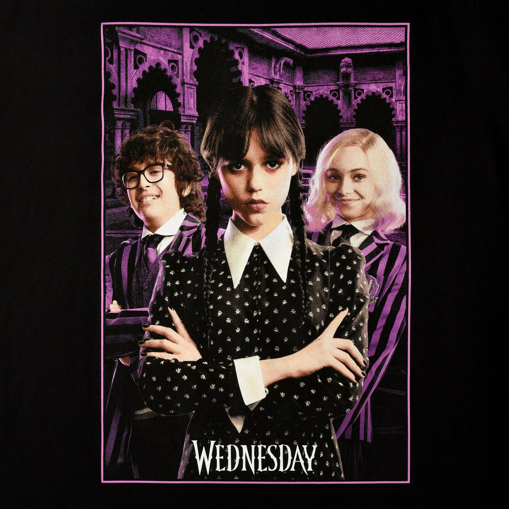 Immagine del prodotto T-shirt nera con collage di Wednesday, Enid e Eugene