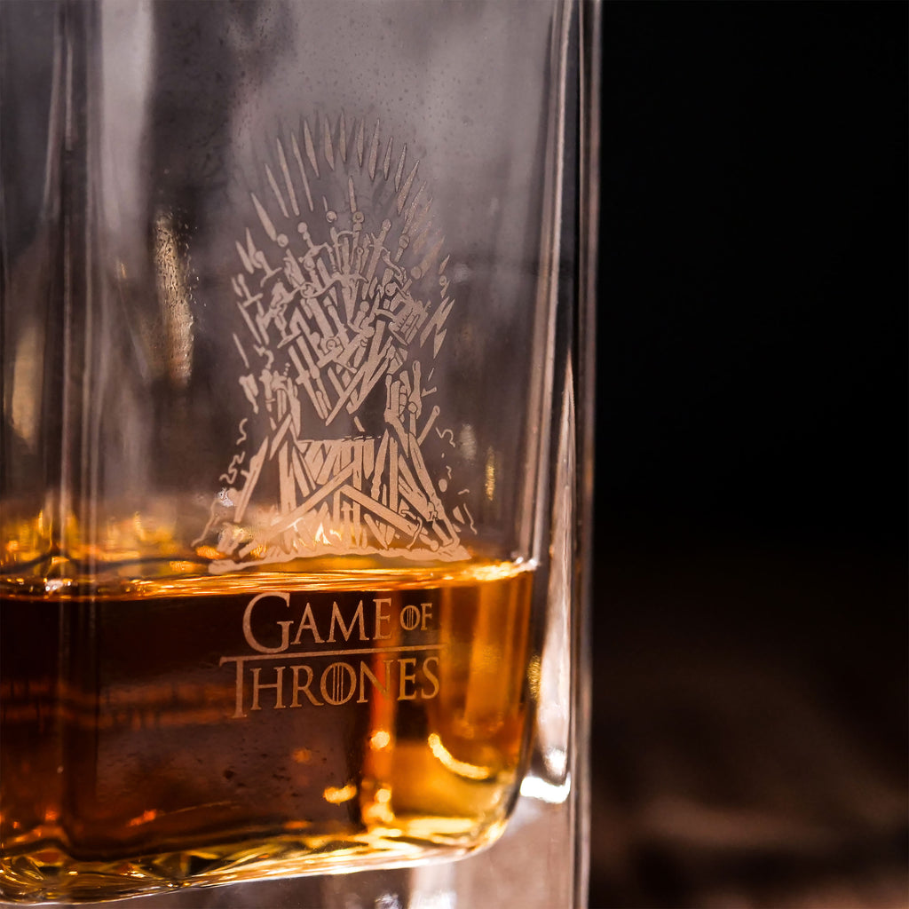 Immagine del prodotto Game of Thrones - Caraffa con tappo e set di bicchieri