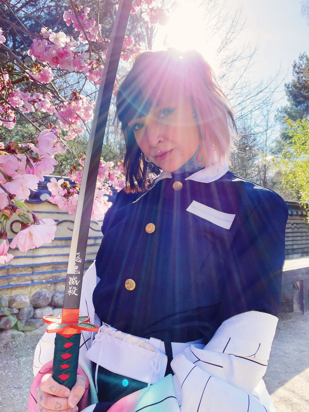 Immagine del prodotto Replica di Katana Shinobu Hashira con Saya per fan di Demon Slayer