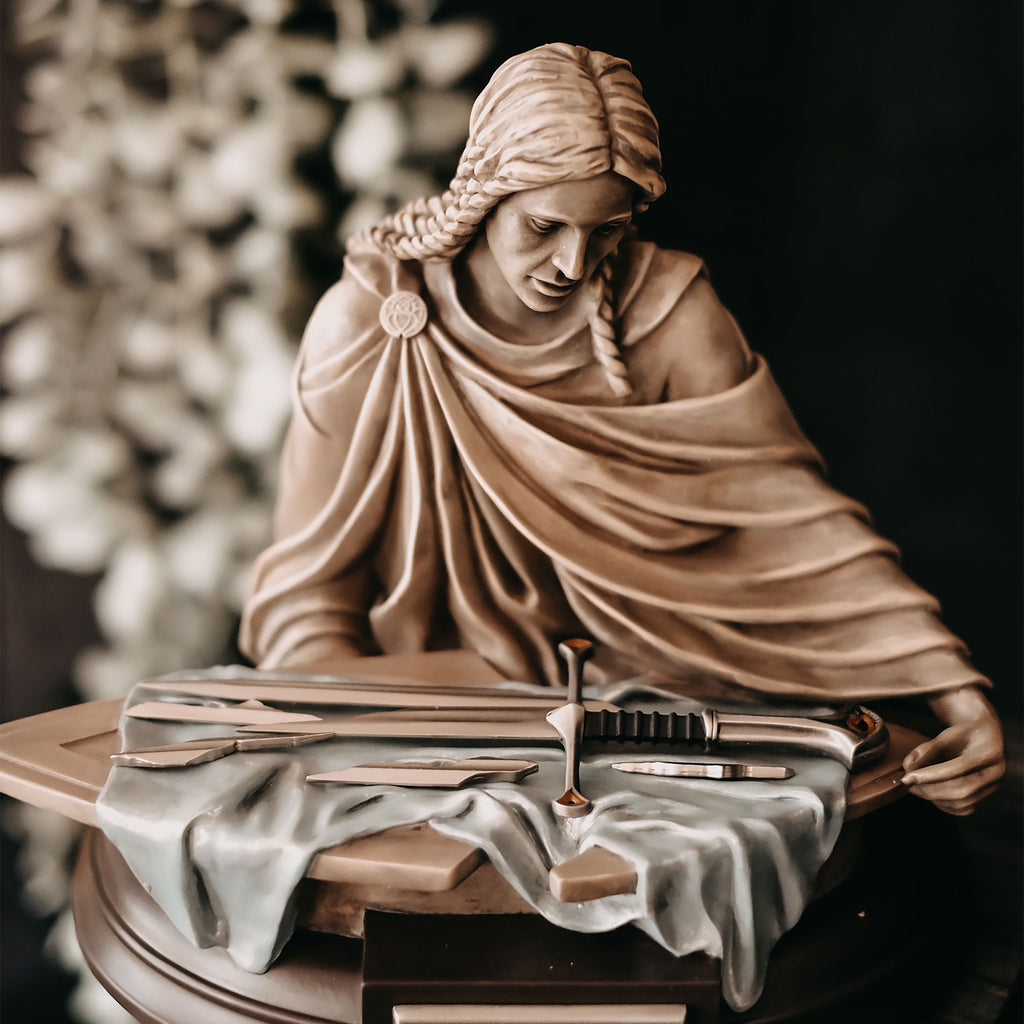 Immagine del prodotto Il Signore degli Anelli - Lama spezzata di Narsil con statua in scala 1:5