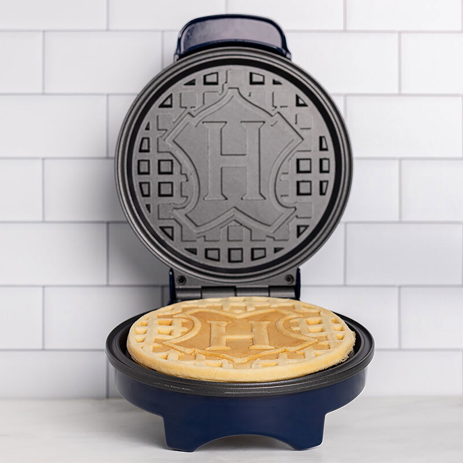 Immagine del prodotto Harry Potter - Piastra per waffle con stemma di Hogwarts