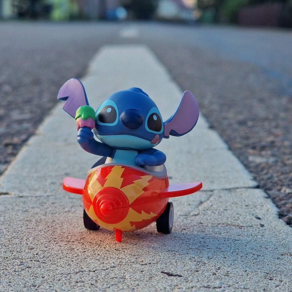 Immagine del prodotto Lilo & Stitch - Auto a ritirata misteriosa con figura di Stitch