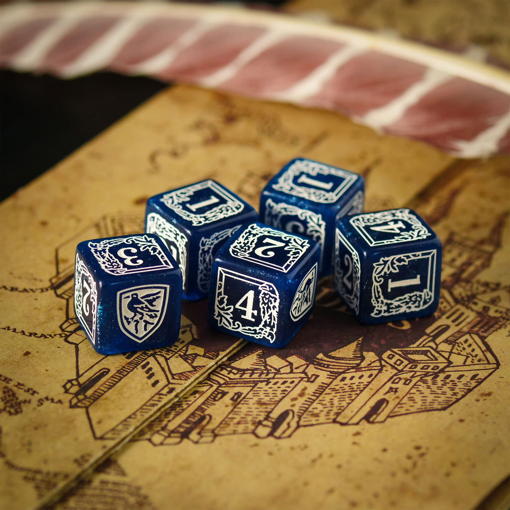 Immagine del prodotto Harry Potter - Set di dadi RPG di Ravenclaw 5 pezzi con sacchetto di dadi blu