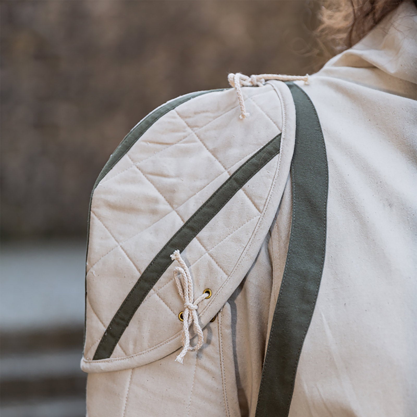 Immagine del prodotto Dungeons & Dragons - Spallacci del chierico naturale