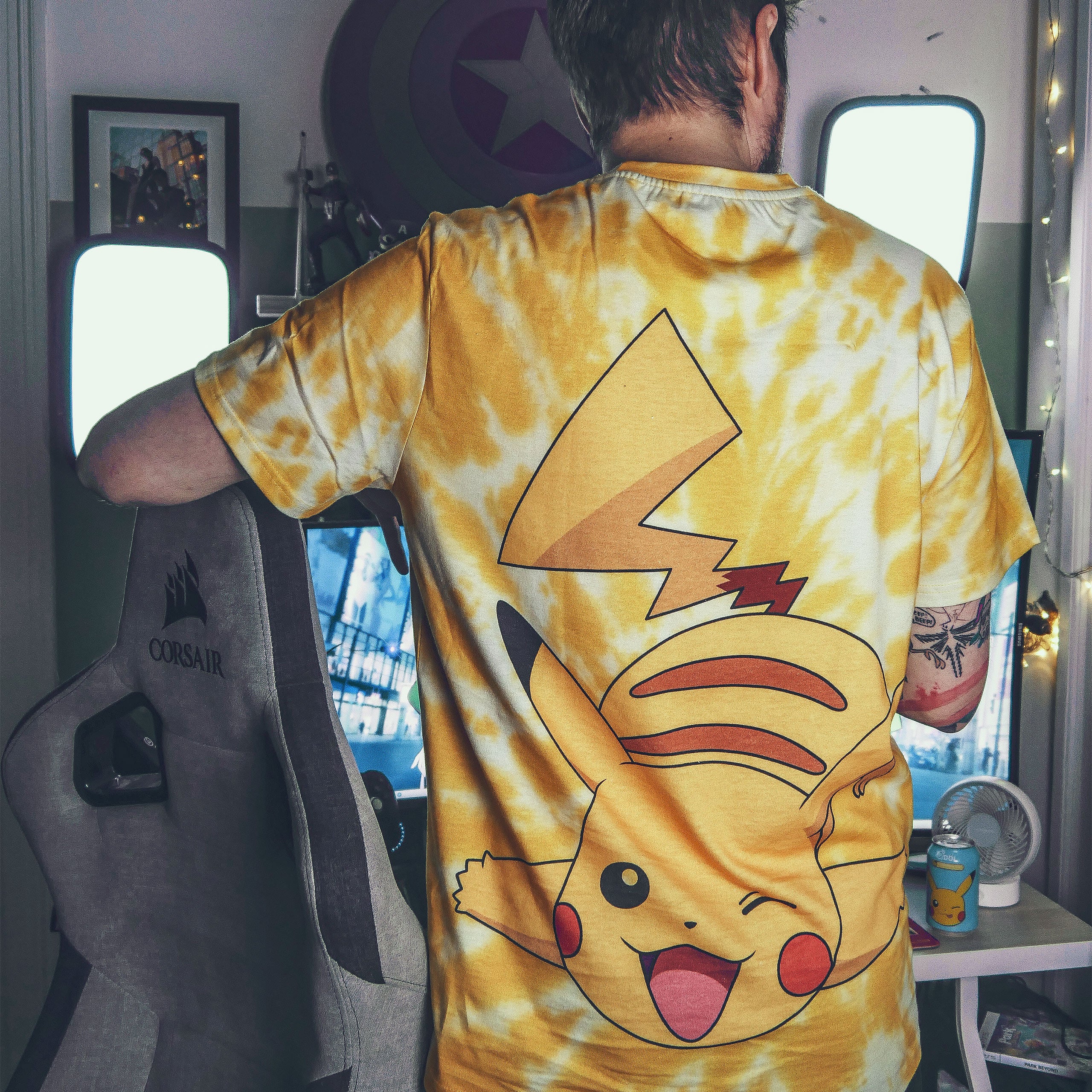 Immagine del prodotto Pokemon - Maglietta gialla di Ash e Pikachu
